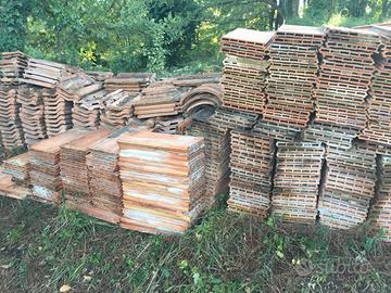 misto tegole piastrelle mattoncini epoca Marsciano