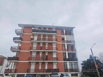 Attico / Mansarda di 200 m² a Costigliole d'Asti