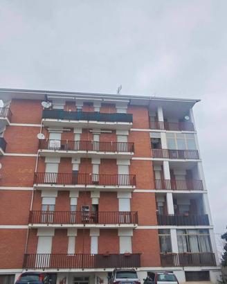 Attico / Mansarda di 200 m² a Costigliole d'Asti