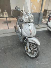 Piaggio Beverly 500