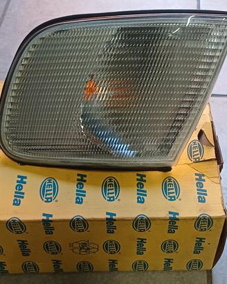 AUDI 100 -S4  90-94 Freccia ant. Hella