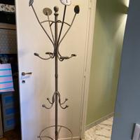 Appendiabiti vintage in ferro battuto