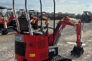 Mini scavatore ancora imballato (nuovo) anno 2025