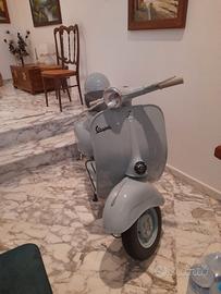 Piaggio Vespa 125 (VN)