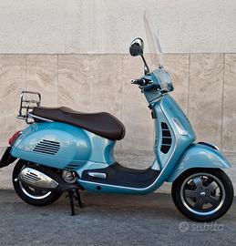 Vespa GTS 300 70* ANNIVERSARIO