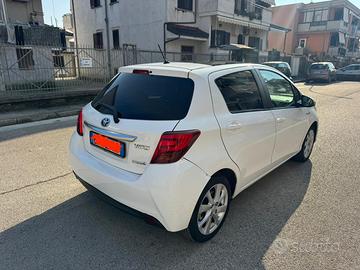 Toyota Yaris Hybrid