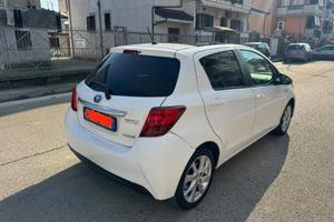 Toyota Yaris Hybrid