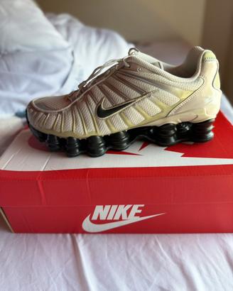Nike SHOX