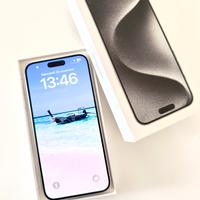 Apple iPhone 15 Pro Max (256 GB) - Bianco Titanio