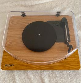 Giradischi con base in legno