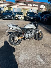 Honda hornet 600cc