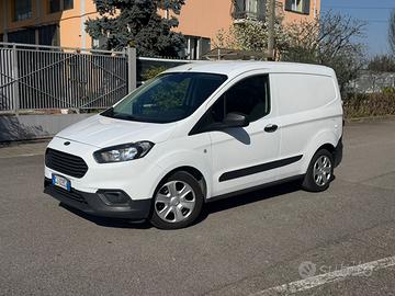 Ford Transit courier, 1.0 benzina, 2022