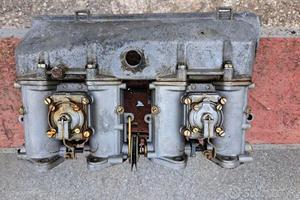 coppia di carburatori dell'orto dhla 40 n usati