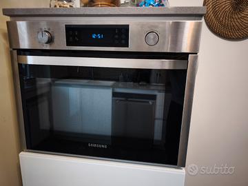 Forno combinato tradizionale/microonde da incasso