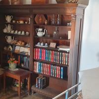 Libreria riproduzione XIX secolo