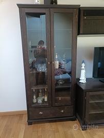 vetrina in legno 