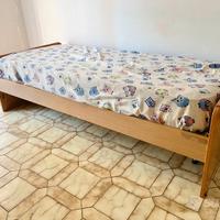 STRUTTURA LETTO CON DUE MATERASSI