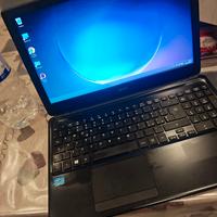 Notebook Acer e1 Intel core i3,8gb di ram e ssd
