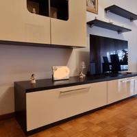 Parete attrezzata sala