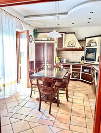 Cucina in finta muratura