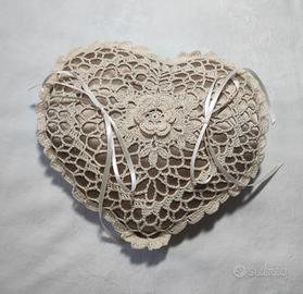 Cuscinetto portafedi écru uncinetto 