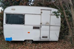 Roulotte d'epoca Elnag 320