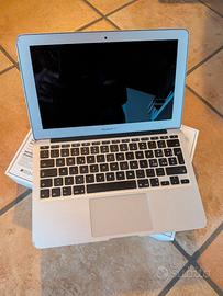 MacBook Air 11"  - 4GB RAM - Funzionante