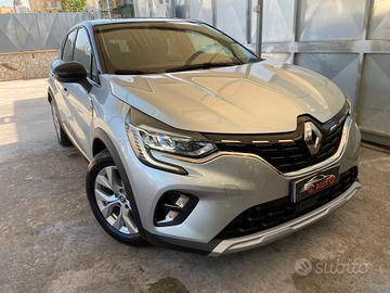 Renault Captur Plug-in Hybrid E-Tech 160 CV Intens