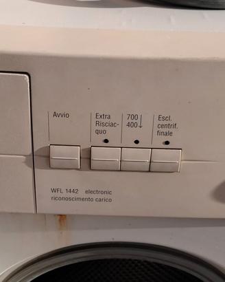 Lavatrice funzionante ma rumorosa nella centrifuga