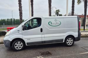 Autocarro renault trafic 2011