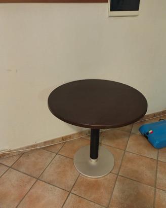 Tavolo da giardino 