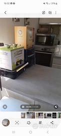 Cucina moderna come nuova