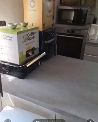 Cucina moderna come nuova