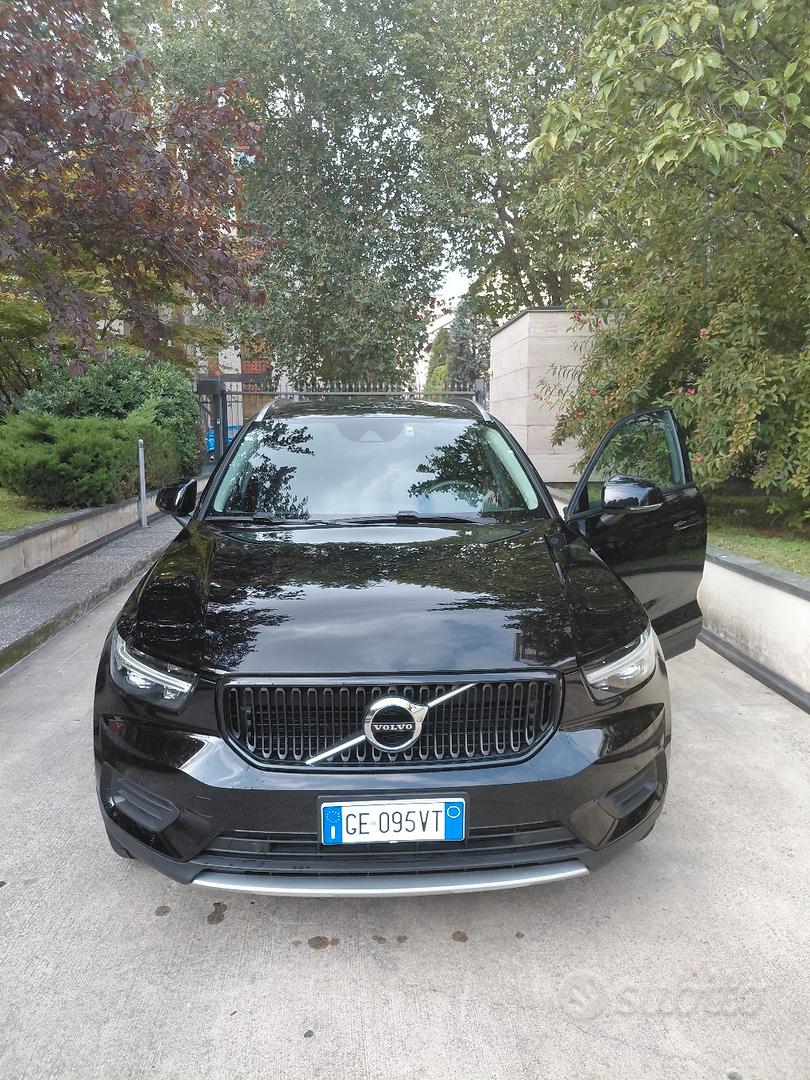 Volvo XC40 (2017-->)