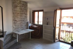 MONOLOCALE CON TERRAZZO