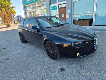 Alfa Romeo 159 1.9 JTDm Sportwagon Distinctive