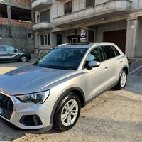 Audi Q3 35 TDI S tronic Business Advanced