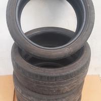 Gomme Bridgestone 225 40 18 