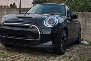 mini cooper se