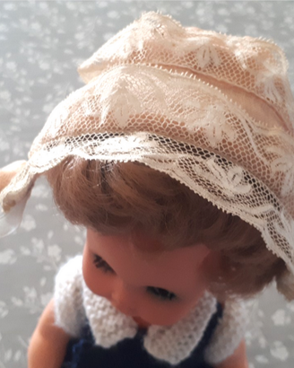 cuffietta rosa cappello per bambola doll vintage