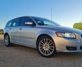 Volvo v50 1.6d momentum