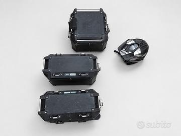 Tris valigie GIVI Trekker Outback + casco Nolan