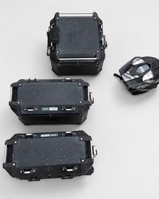 Tris valigie GIVI Trekker Outback + casco Nolan