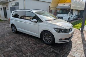 Volkswagen Touran 1.6 TDI Dsg