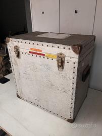 Cassa in alluminio vintage bocciardata - alta