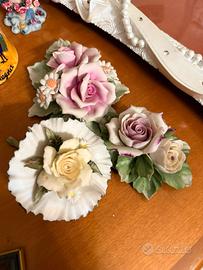 Oggetti in ceramica di capodimonte