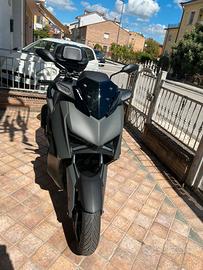 Yamaha x-max 300