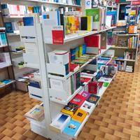 Scaffalatura a gondola e bancone