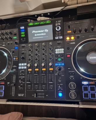 Console XDJ XZ