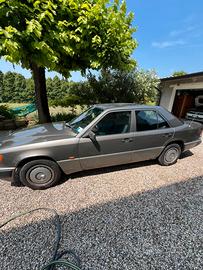 Mercedes classe e 200 Anno 92'